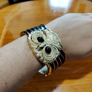 Cute metallic owl wide cuff bangles / bracelet